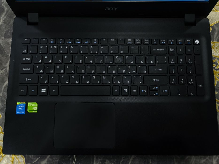 Acer noutbook coe i3 5005 U CPU 2.GHz