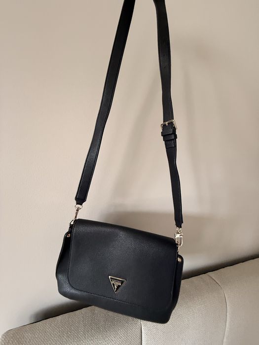 ОРИГИНАЛНА чанта на Guess