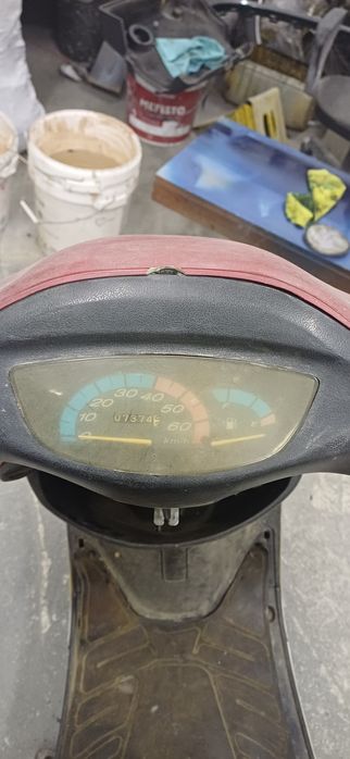 Продавам скутер 50 кубика