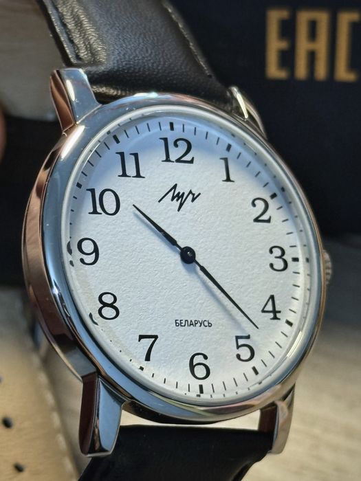 Продаются часы Луч