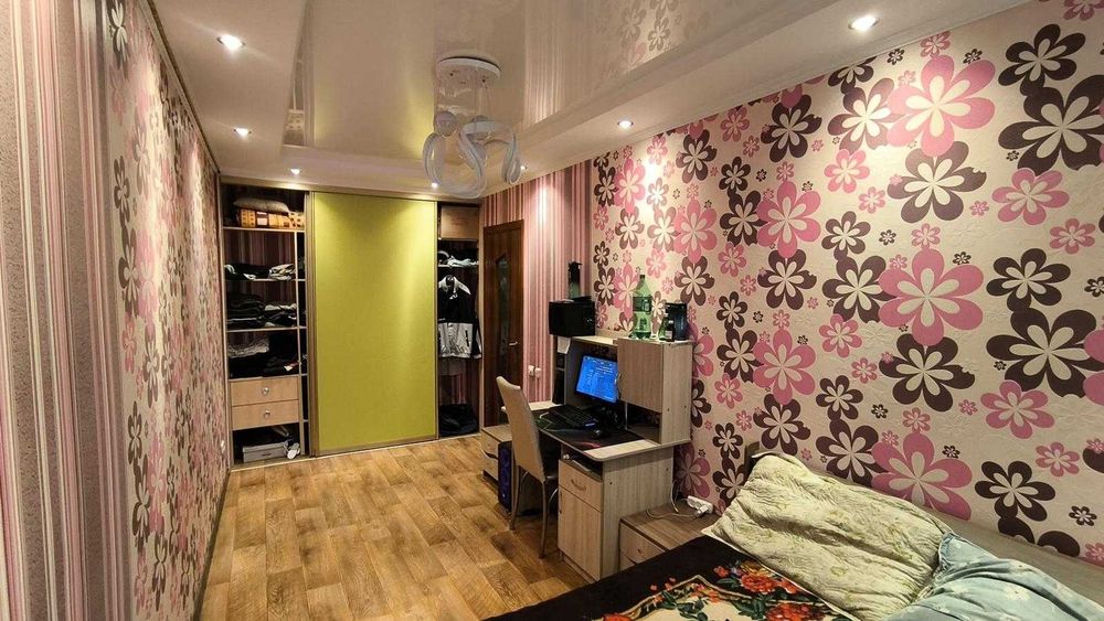 Продам 2х ком квартиру