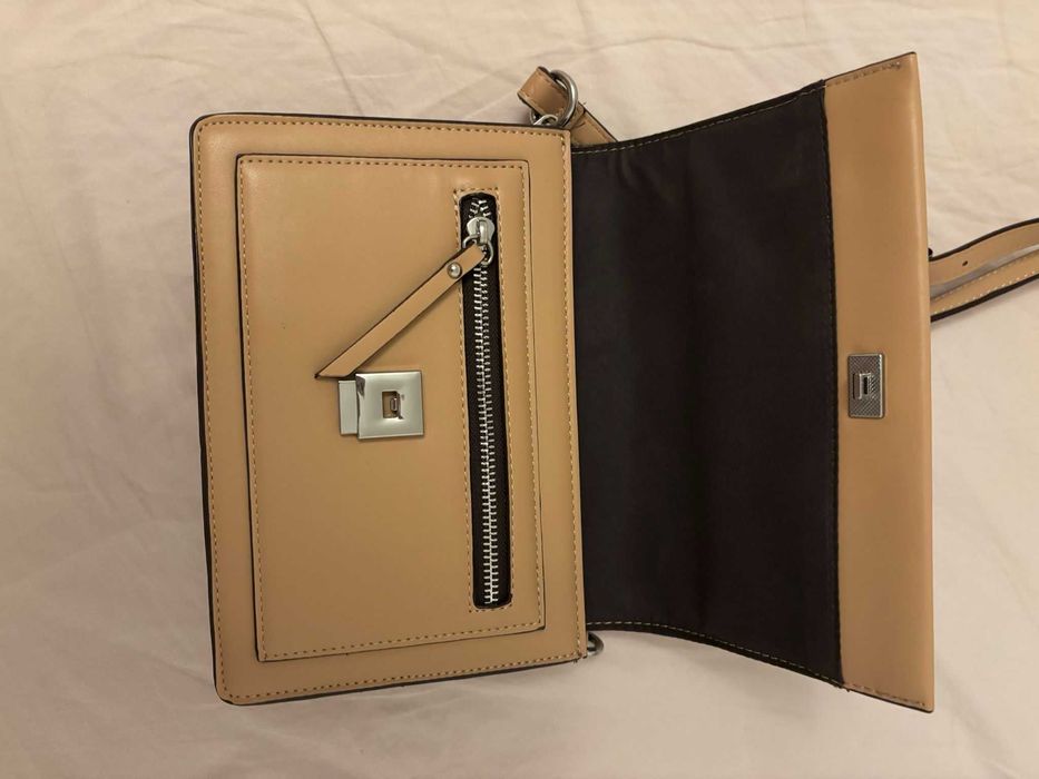 Geanta noua Stradivarius