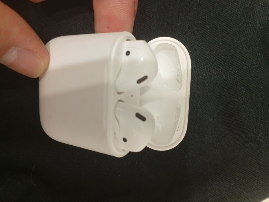 Airpods 2 в отличном состоянии