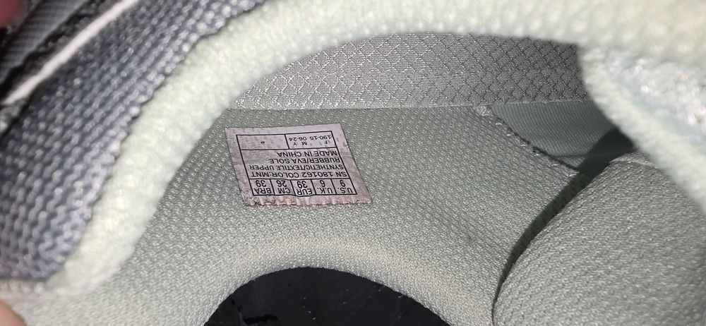 Маратонки Skechers 39номер