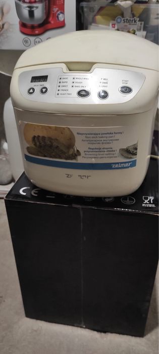 Masina de facut paine ZELMER