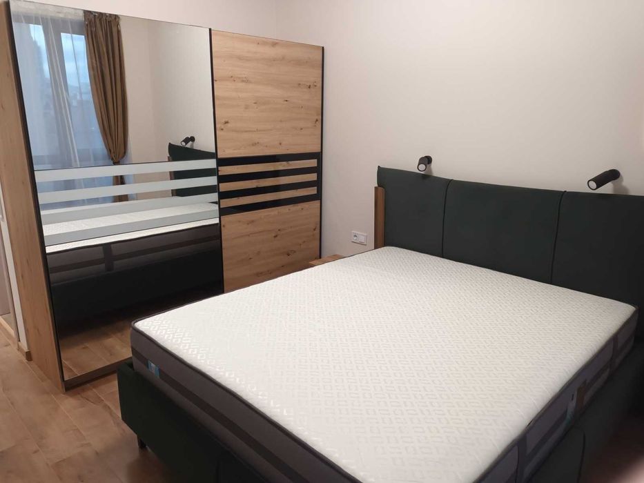 Дава се под наем Тристаен апартамент в София, Изток - 95 кв.м за 1300 € - Снимка #2