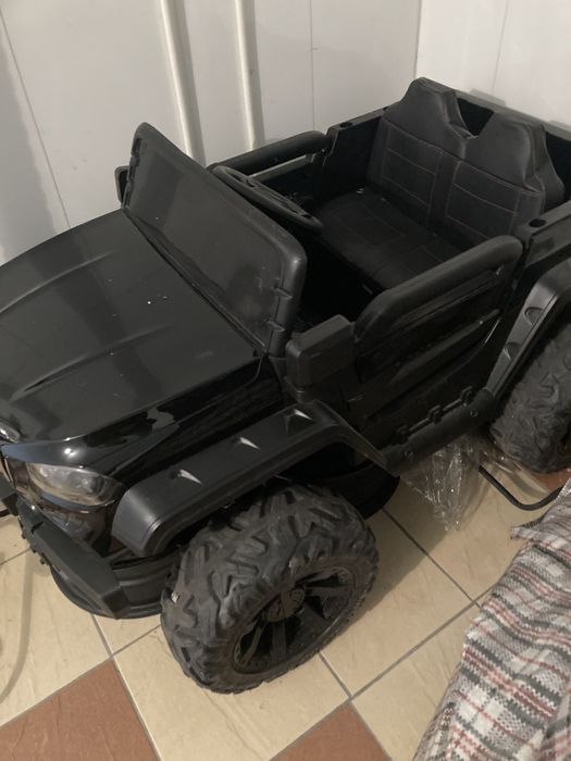 машины детские 2 штуки