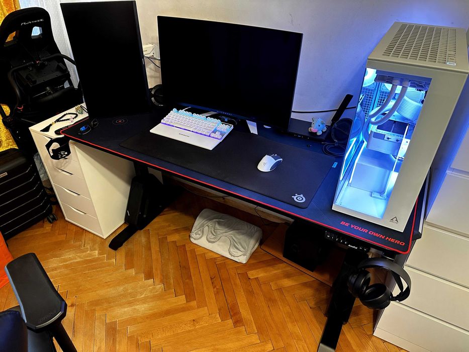 Геймърско бюро AutoFull A4 Pro RGB, електрическо, 160×71 см