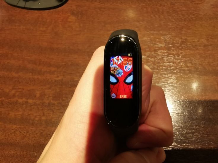 Xiaomi mi band 4