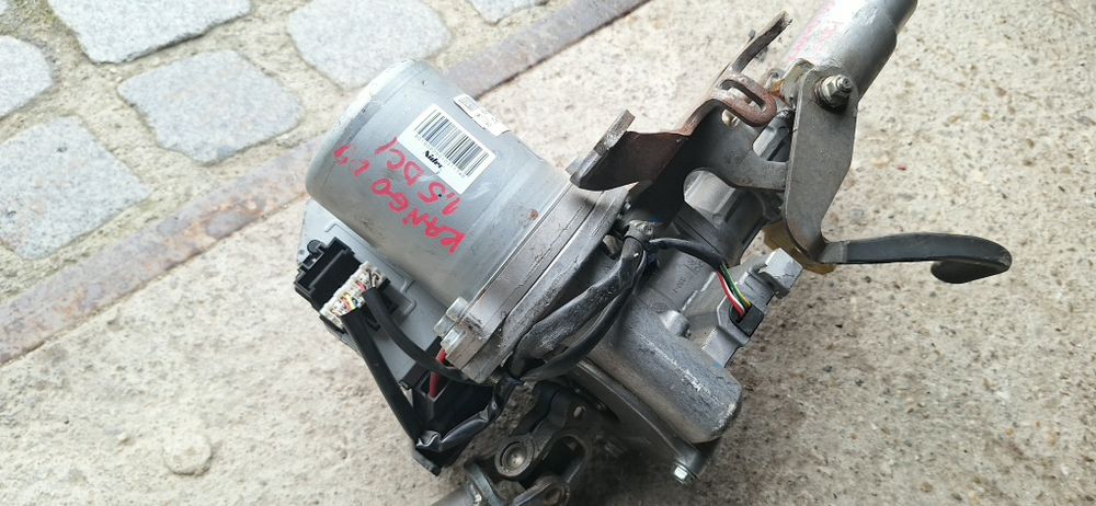 кормилна колона за Renault Kangoo 2009 г.
Частта е в добро съ