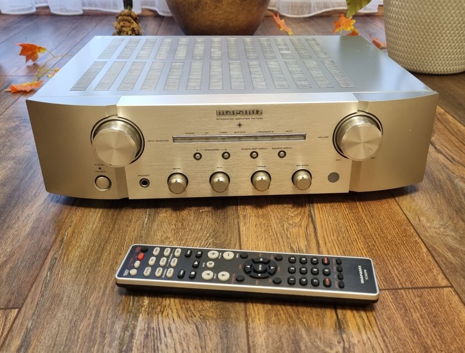 Marantz PM 7004 High End amplifier