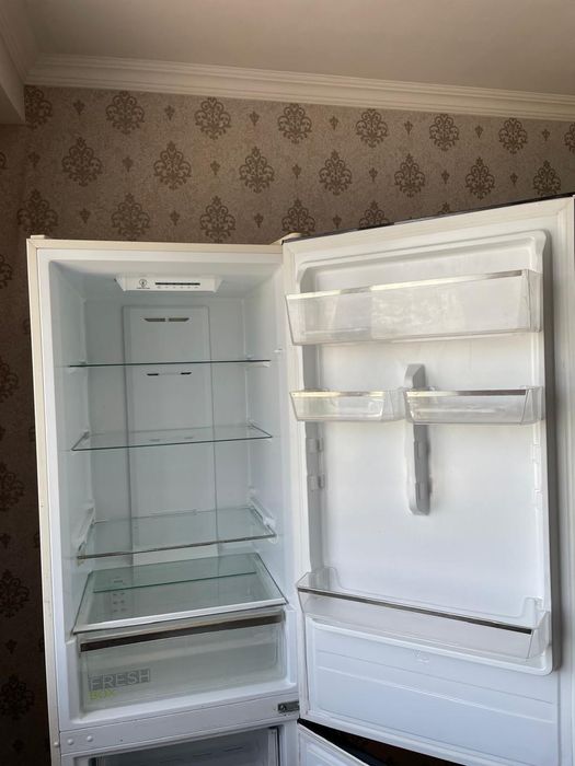 Холодильник  срочно продам