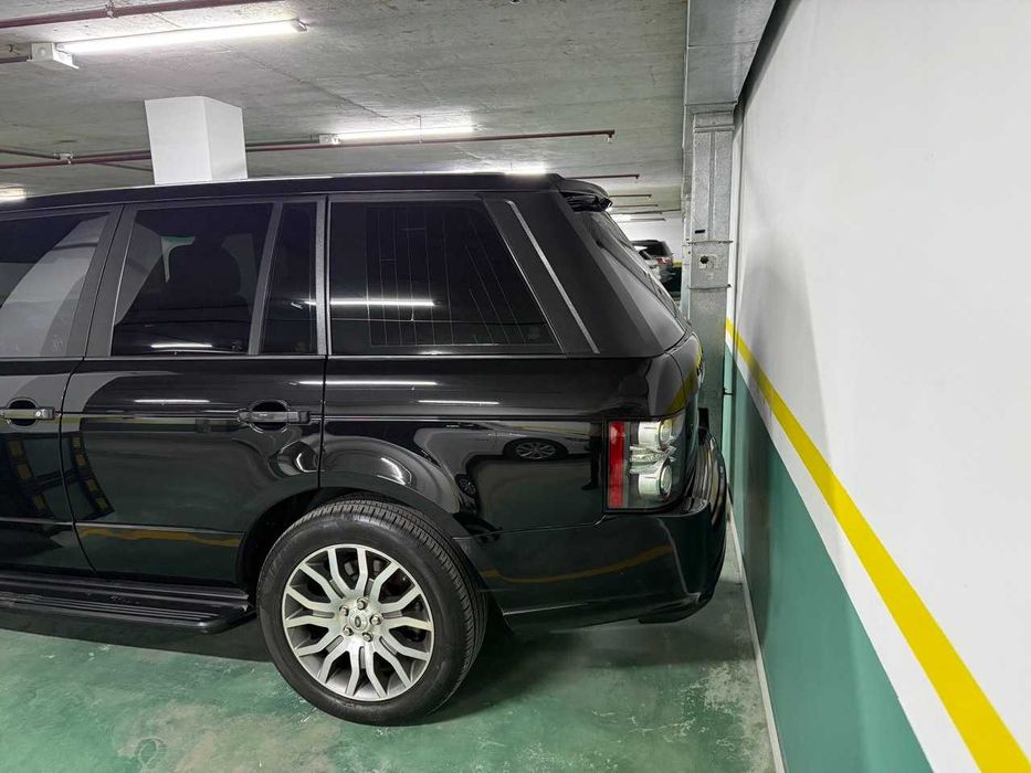 Продаётся LAND ROVER RANGE ROVER 2009 г.в