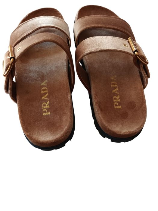 Prada чехли кадифе 40