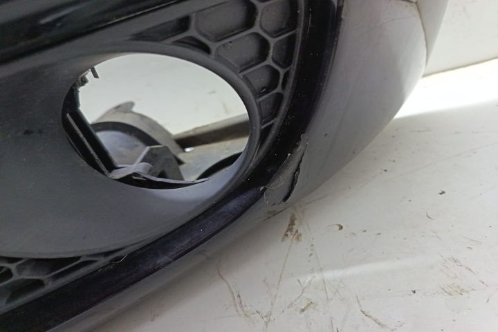 Bara fata Volkswagen VW Touareg generatia 1 7L (facelift)