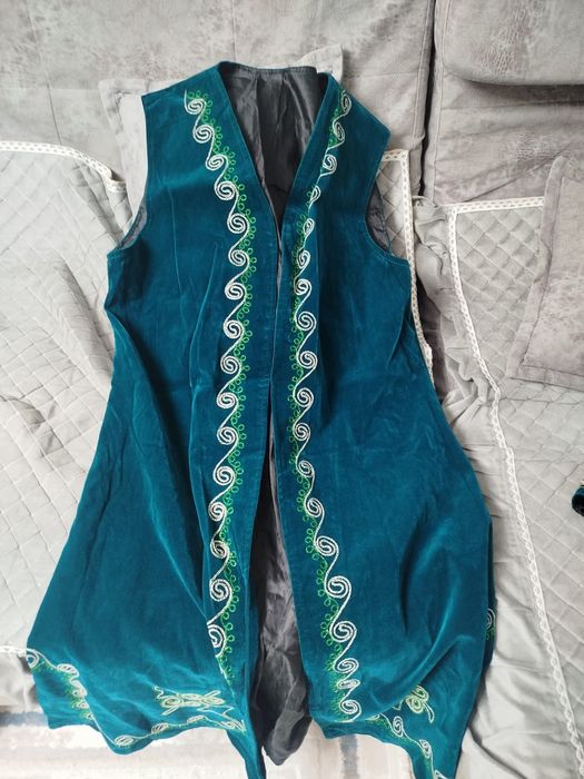 Продам    шапаны