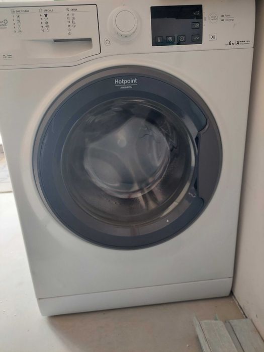 Пералня Hotpoint Ariston RSG825JA
