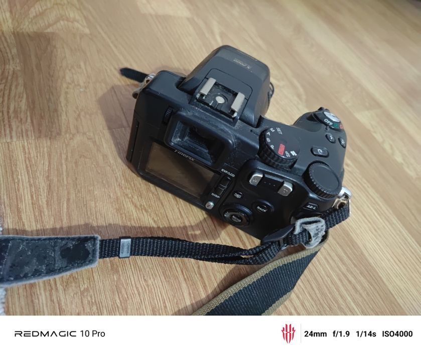 Camera digitala finepix s7000