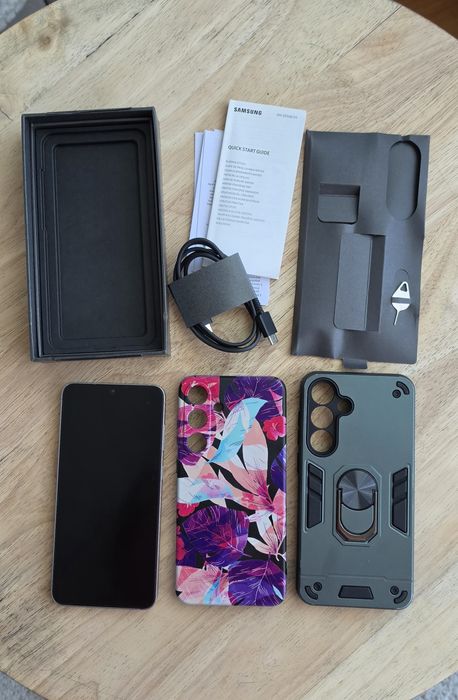 Vand Samsung S25 plus, stare perfecta