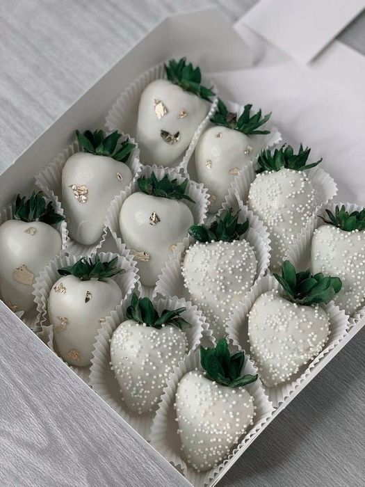 клубника в шоколаде Алматы