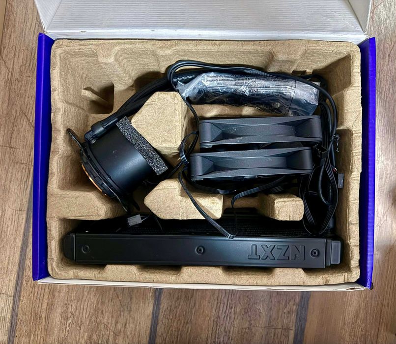 nzxt kraken 240 mm AIO водно охлаждане