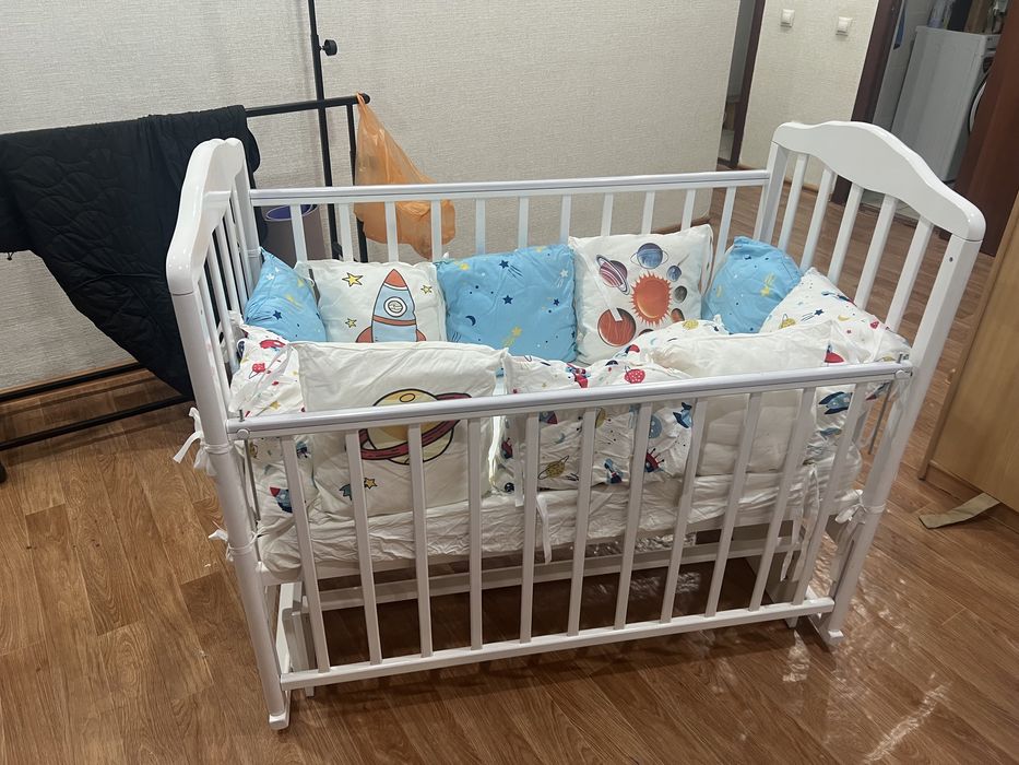 Детский кровать