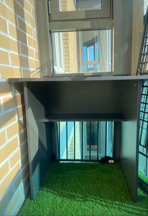 Новые столы разные модели