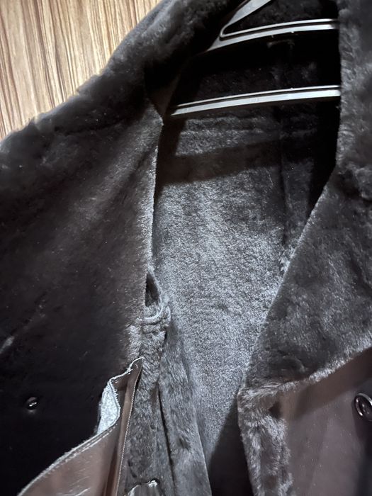Продам женскую дубленку