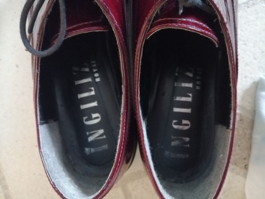 Ingiliz обувки бордо 38 номер