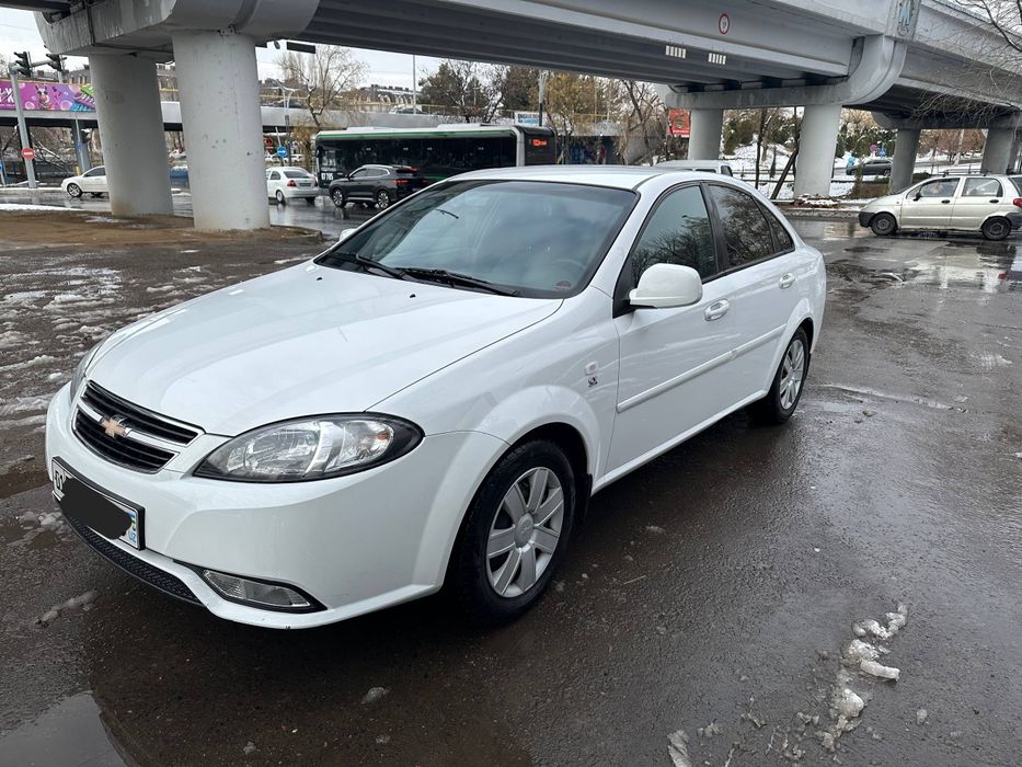 Jentra 53 min yurgan bizin