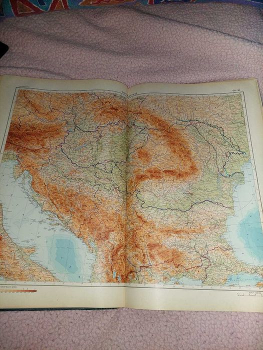 Atlasul lumii/The world atlas, Moscow,1967 !