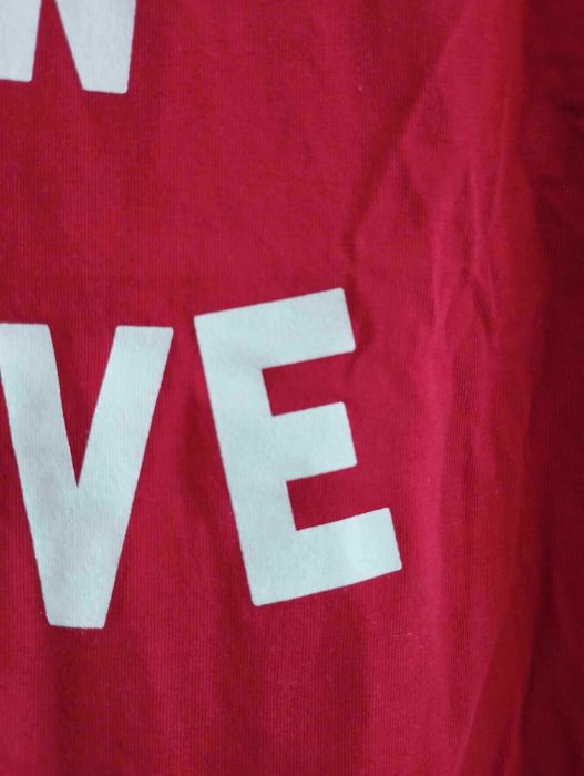 Тениска с надпис "Hollywood in Love"