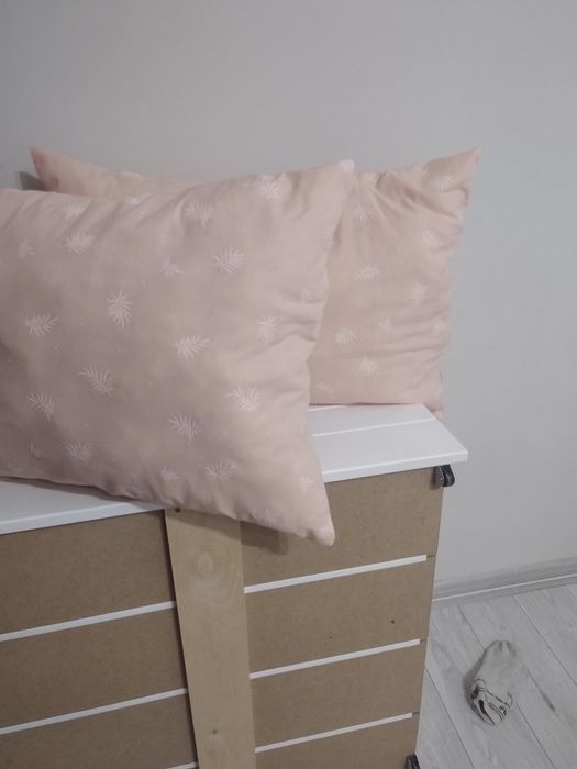 Продам подушки новые