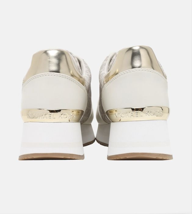 Сникърси на Michael Kors