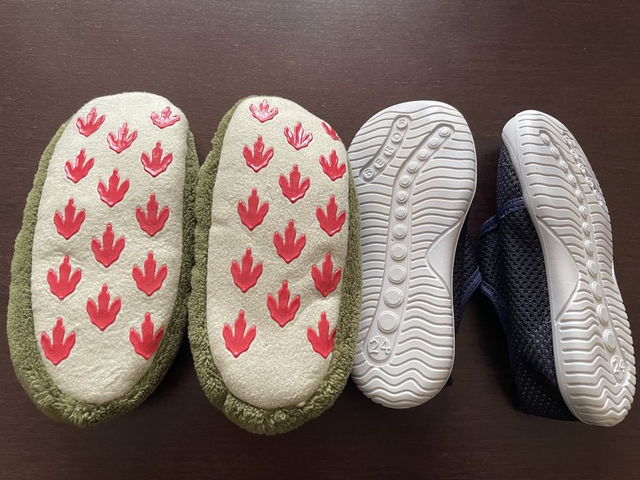 Пантофи 24/25 момче