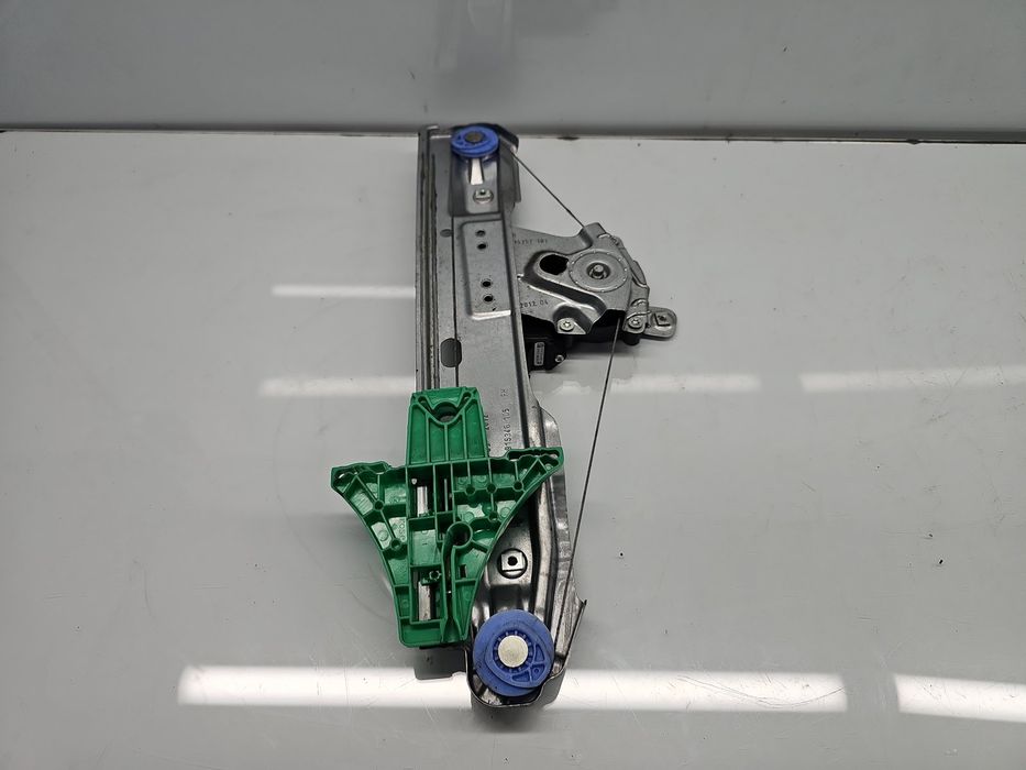 Macara manuala geam dreapta spate Opel Astra J [Fabr 2009-2015] 133507