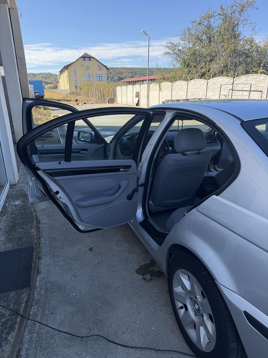 BMW Seria 3 2002 — imagine 3