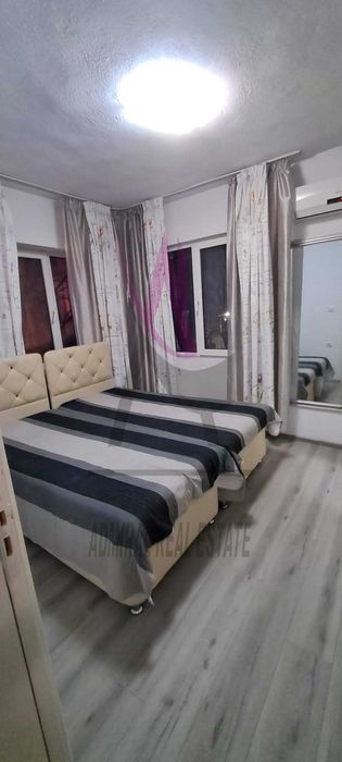 Дава се под наем Четиристаен апартамент в Варна, Център - 100 кв.м за 750 € - Снимка #3