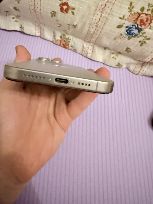 Обменяю 15 про макс 256гб