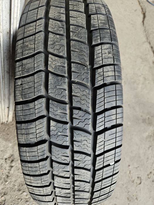 215/65R16C Vredestein с 16" VW джанта