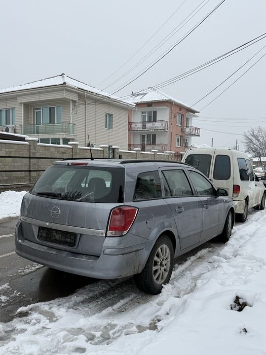 Opel Astra H комби 1.7cdti части БЕЗ РЪЖДА