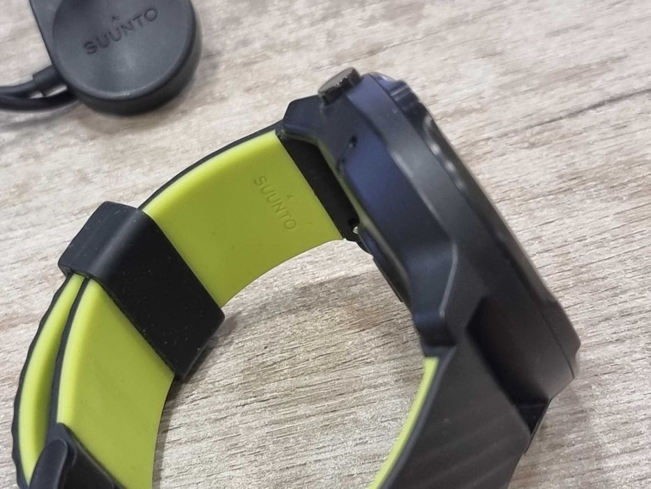 Смарт часовник SUUNTO 7 Black Lime