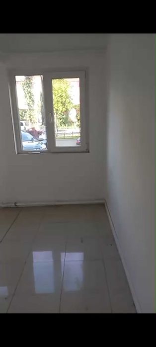 Spațiu comercial de închiriat Craiovita Noua zona Orizont Niela