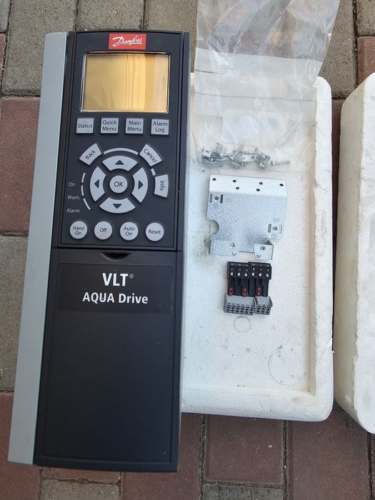 Convertizor de frecventa Danfoss 1,1kw 400v nou