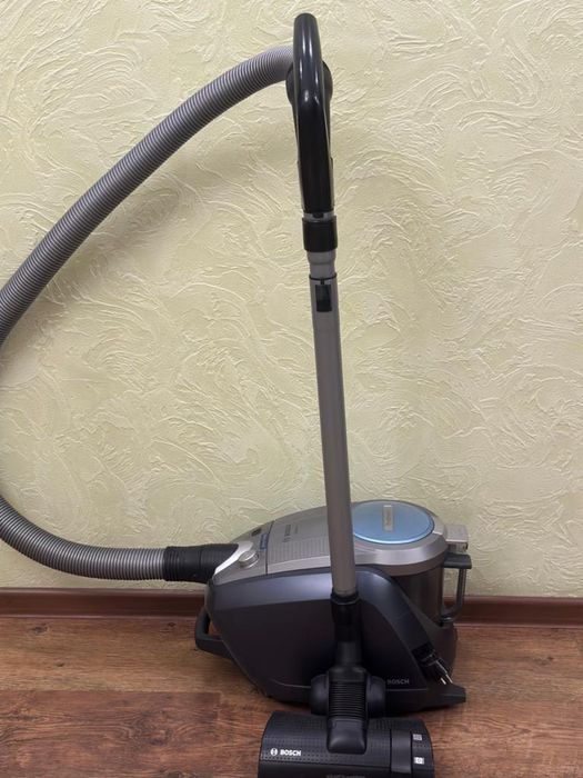 Контейнерный пылесос Relaxx'x ProSilence Plus