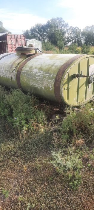 Ёмкость цистерна алюминиевая.