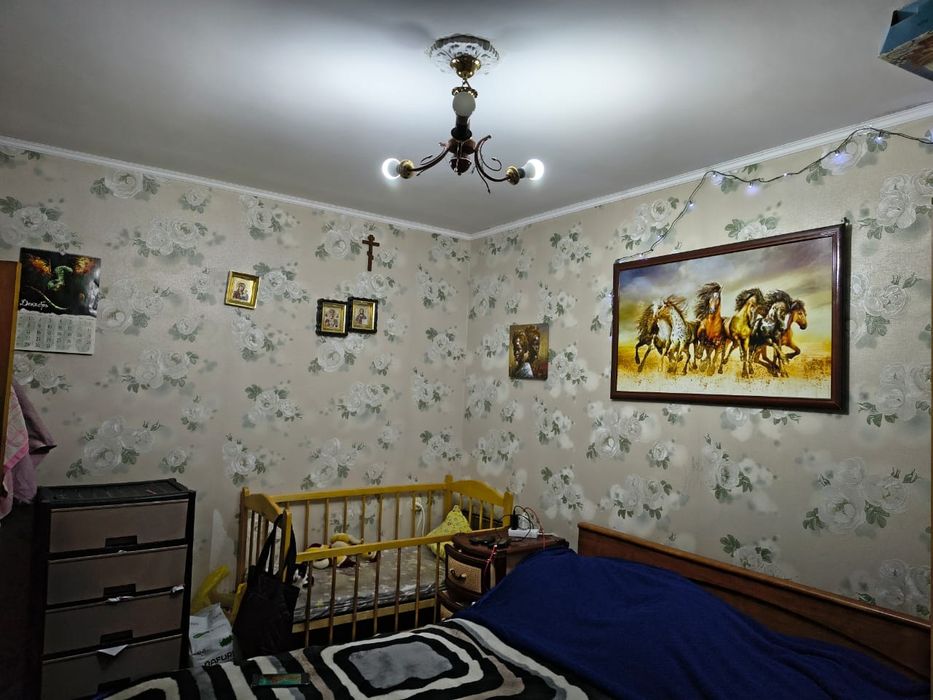 Продам 4х комнатную квартиру