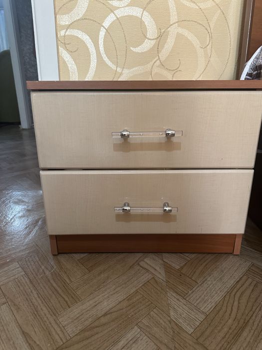 Продам спальный гарнитур б/у