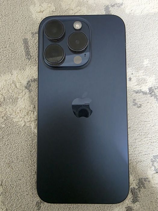 Iphone 15 pro 128гб. 82% акб