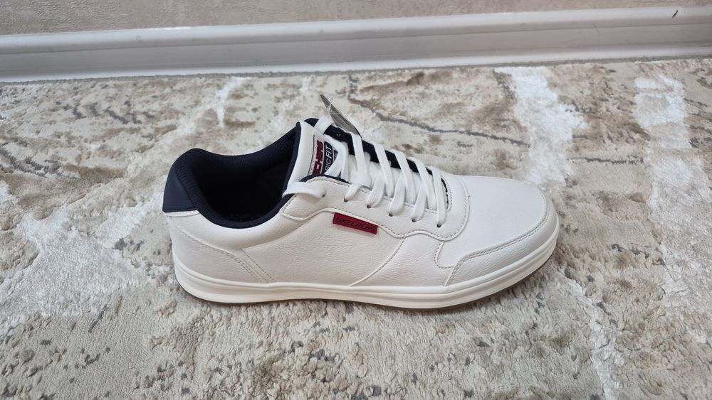 Skechers новые срочно ‼️